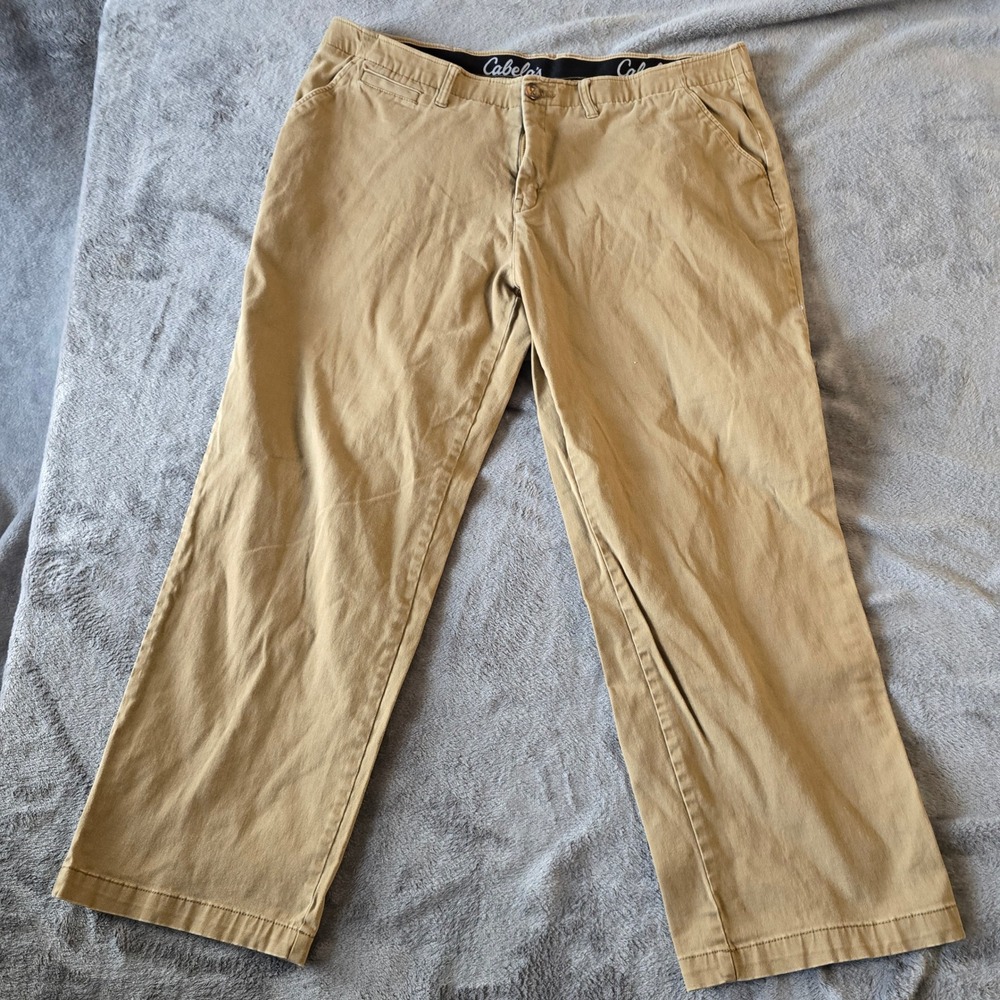 Cabelas Classic Fit Chino Pants Men 42x30 Khaki Tan Cotton Twill Stretch Comfort